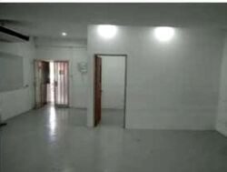 Irving Road (D13), Factory #473566661
